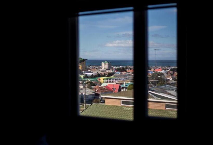 Hotel Low Cost Y Restaurant Colón