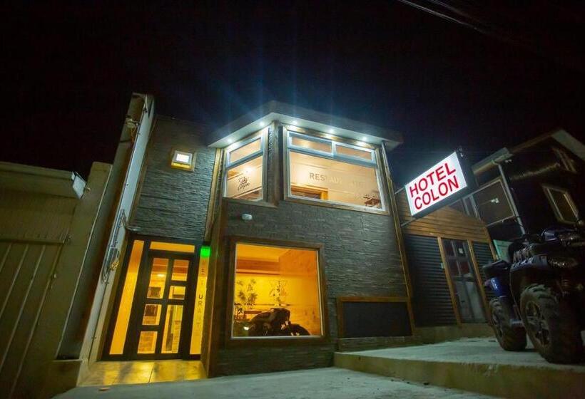 Hotel Low Cost Y Restaurant Colón