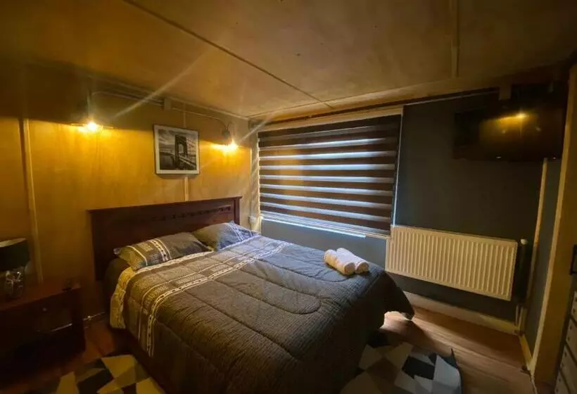 هتل Low Cost Y Restaurant Colón