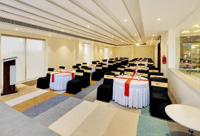 هتل Mastiff Select Gulbarga