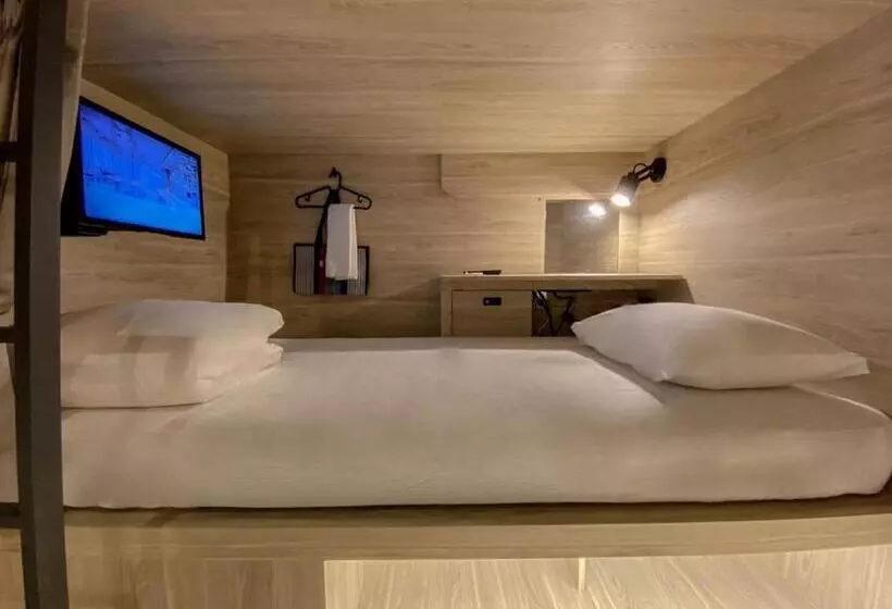 هاستل Leisure Chiayi