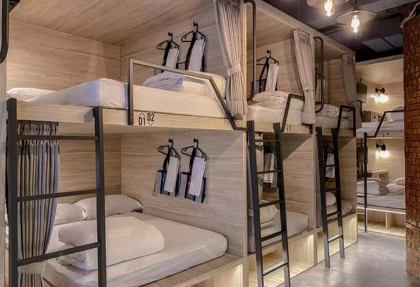 هاستل Leisure Chiayi