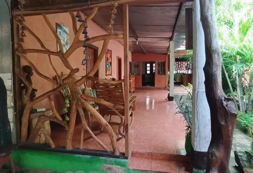 Majatalo Hostal Así Es Mi Tierra