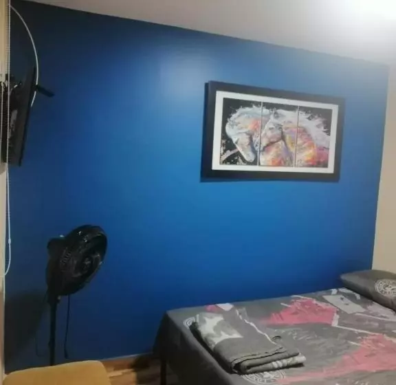ペンション Hostal Avanza