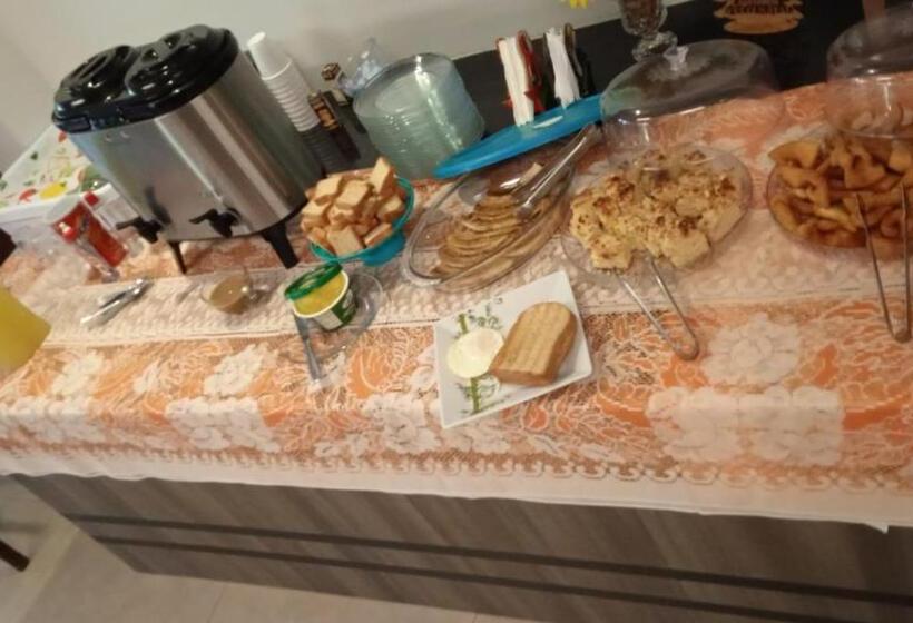 ペンション Pousada Jardim Do Lago