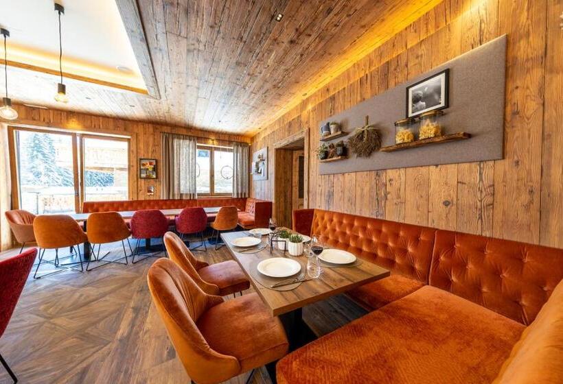 リゾートホテル Nationalpark Chalets Neukirchen