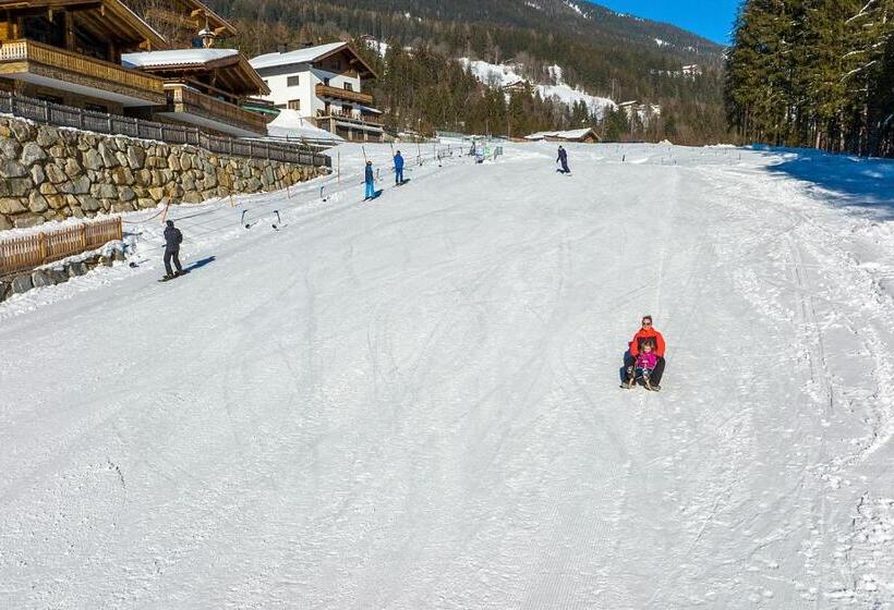 リゾートホテル Nationalpark Chalets Neukirchen