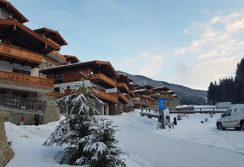 リゾートホテル Nationalpark Chalets Neukirchen