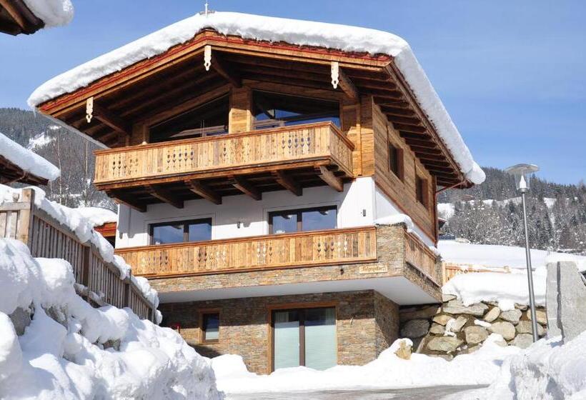 リゾートホテル Nationalpark Chalets Neukirchen