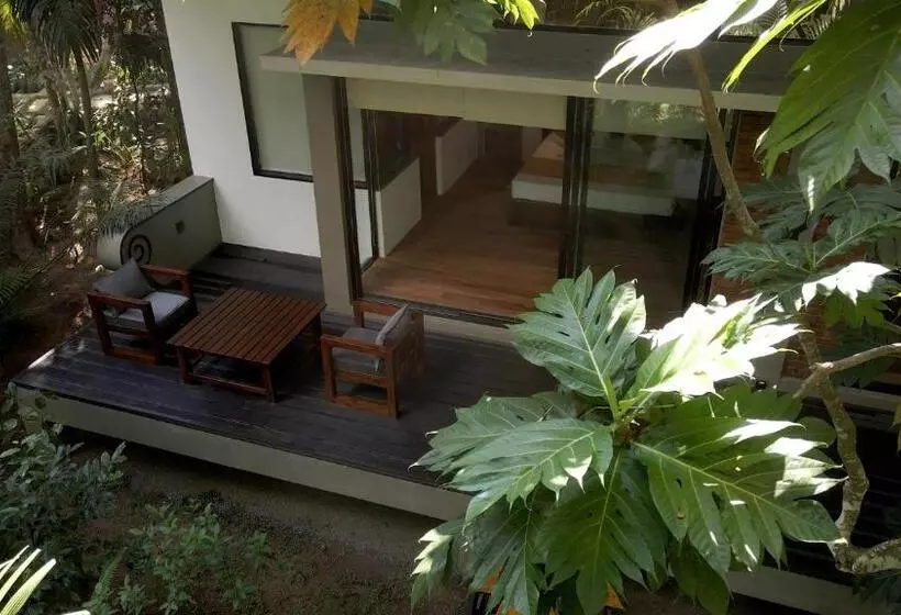 Sakuna Arana Resort