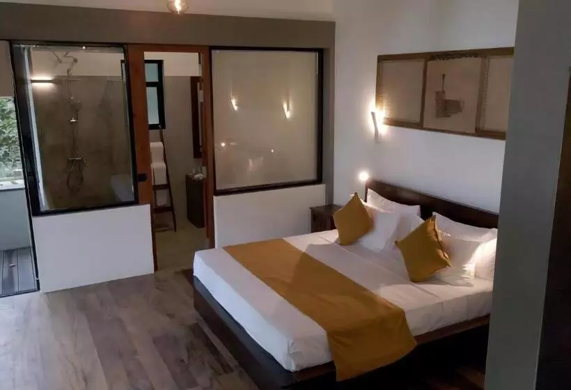 Sakuna Arana Resort