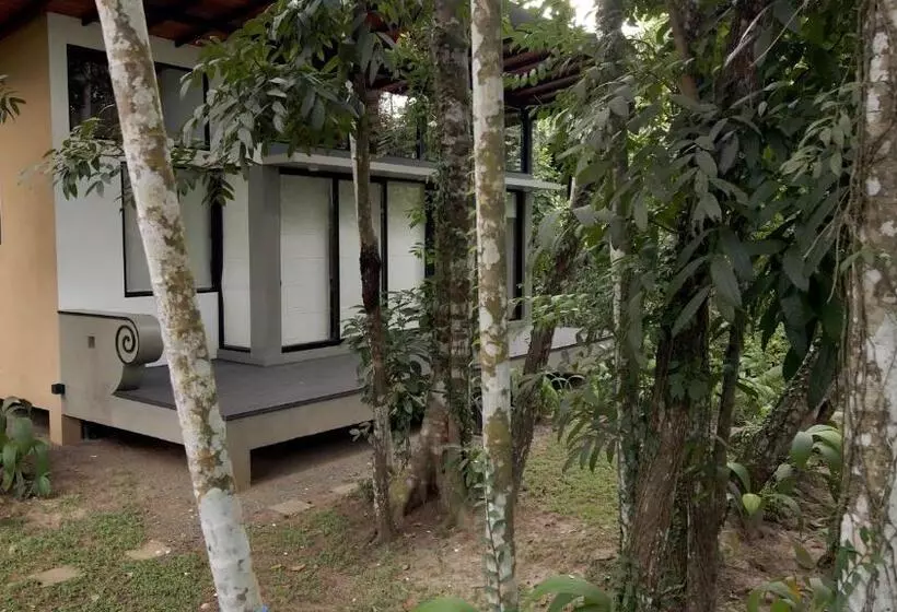 Sakuna Arana Resort