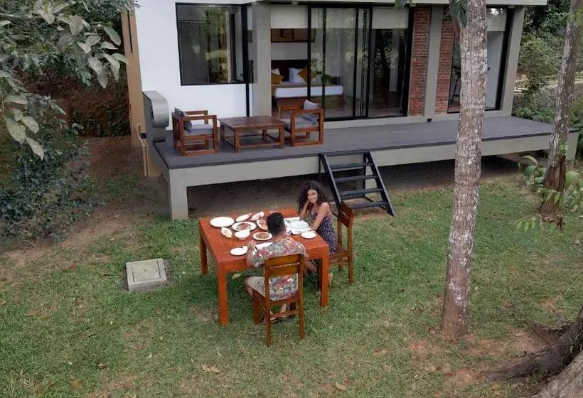 Sakuna Arana Resort