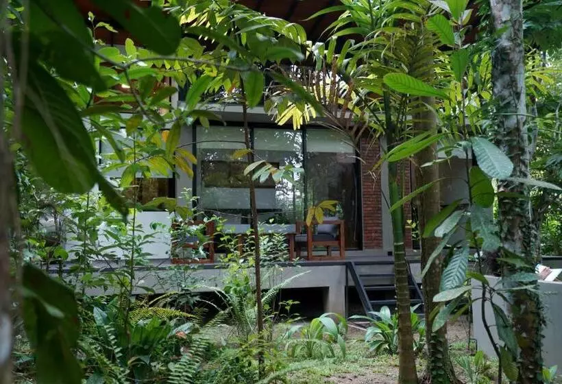 Sakuna Arana Resort