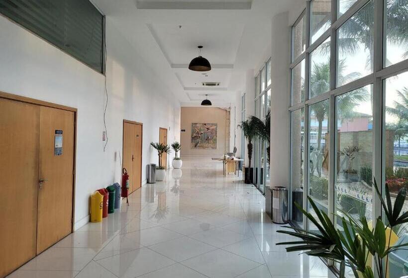 Apart Hotel Mont Blanc Itacuruçá