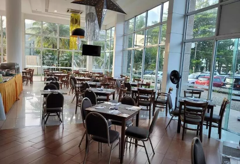 Apart Hotel Mont Blanc Itacuruçá