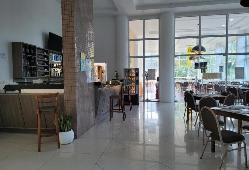 Apart Hotel Mont Blanc Itacuruçá