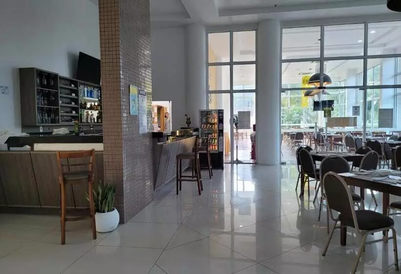 Apart Hotel Mont Blanc Itacuruçá