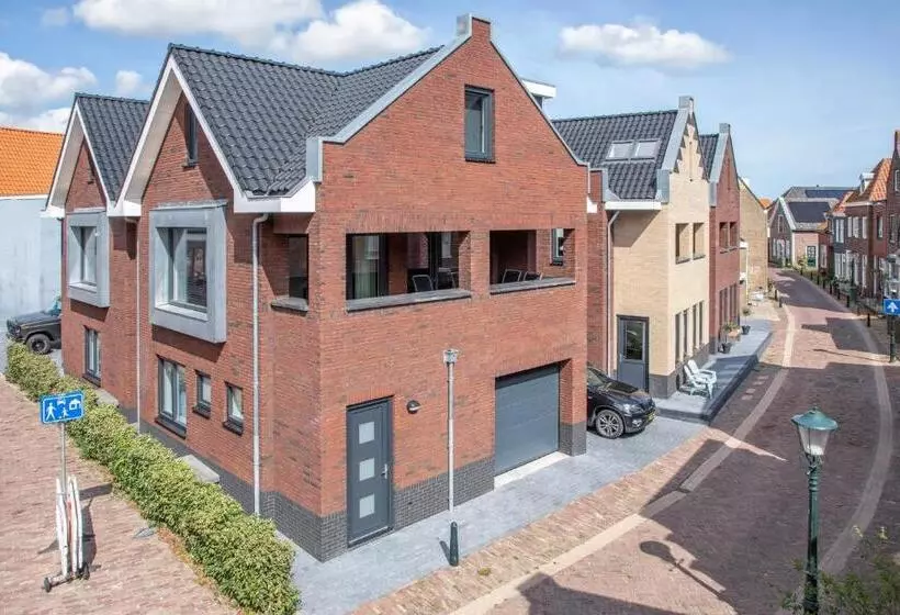 Aamiaismajoitus (B&B) Bed & Parking Burght Van Texel