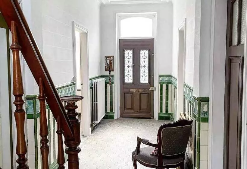 Aamiaismajoitus (B&B) Herenhuis1919