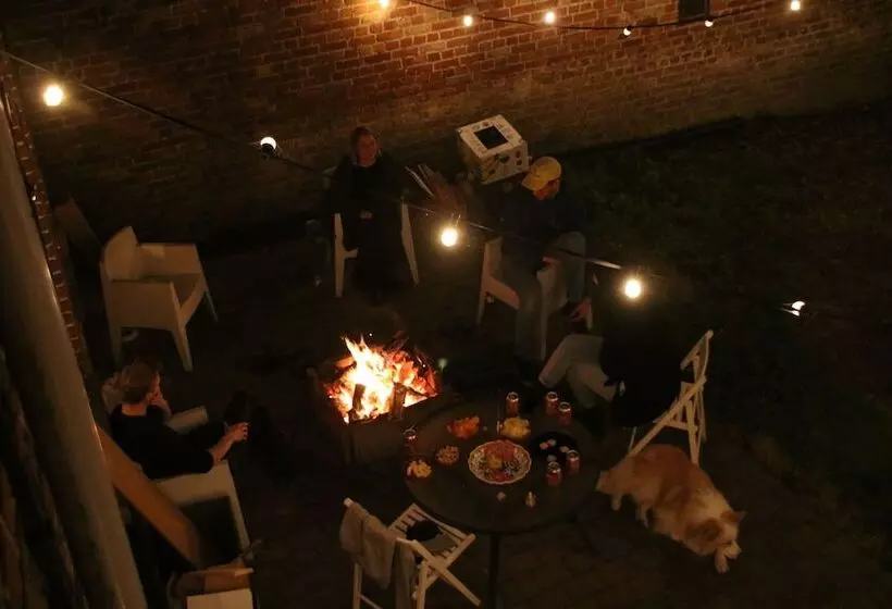 Aamiaismajoitus (B&B) Herenhuis1919