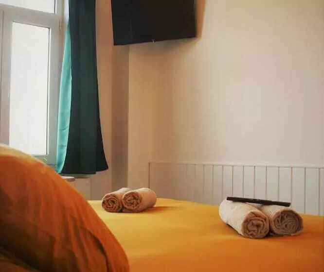 Aamiaismajoitus (B&B) Herenhuis1919