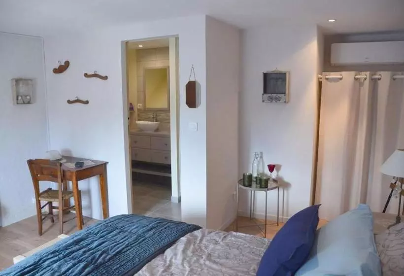 Aamiaismajoitus (B&B) La Bastide Des Lavandières