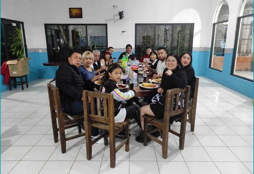 فندق Costa Belle