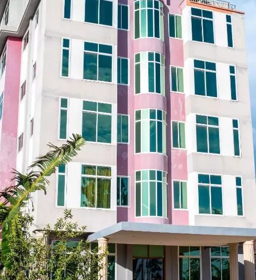 هتل Elanacha