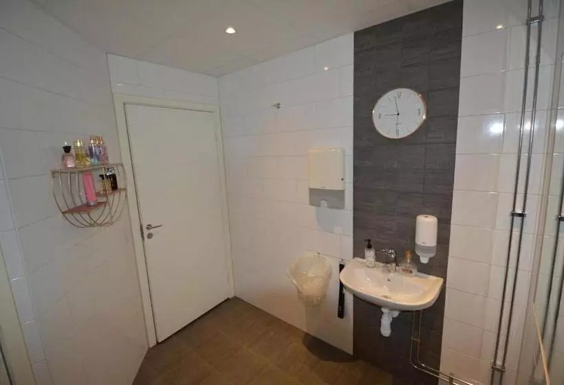 ホテル L Gästis Tierp