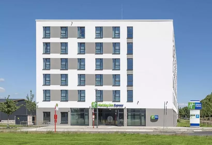 Hotelli Holiday Inn Express   Krefeld   Dusseldorf, An Ihg