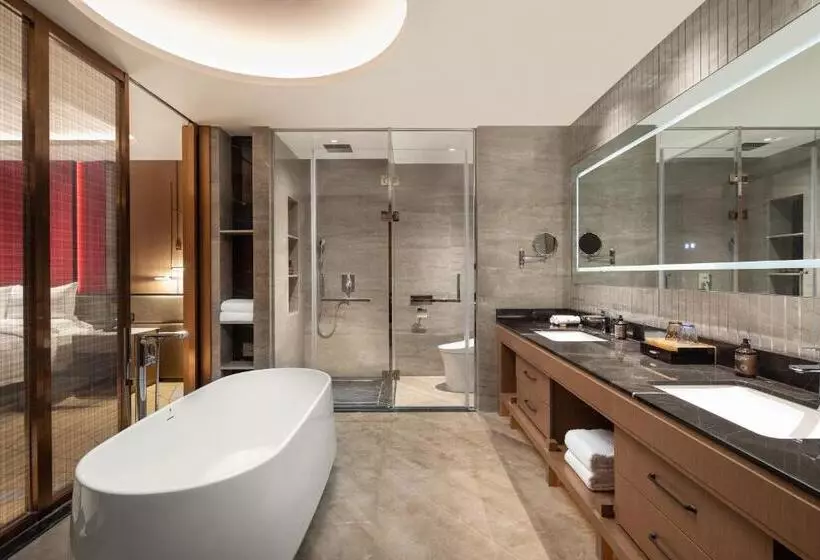 ホテル La Quinta By Wyndham Weifang South