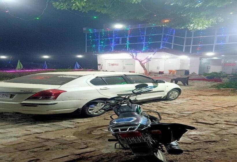 호텔 Oyo 84879 Krishna