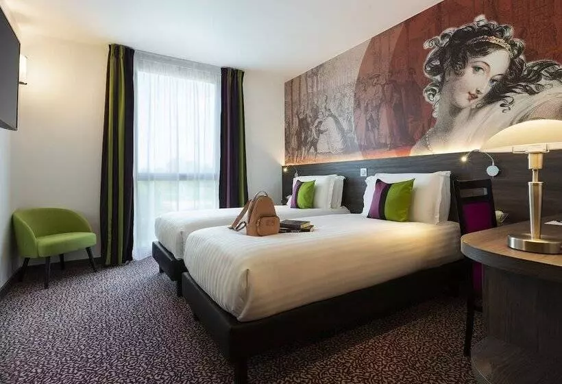 Hotelli Hôtel Roi Soleil Prestige Plaisir   St Quentin