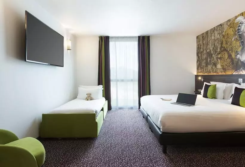 Hotelli Hôtel Roi Soleil Prestige Plaisir   St Quentin