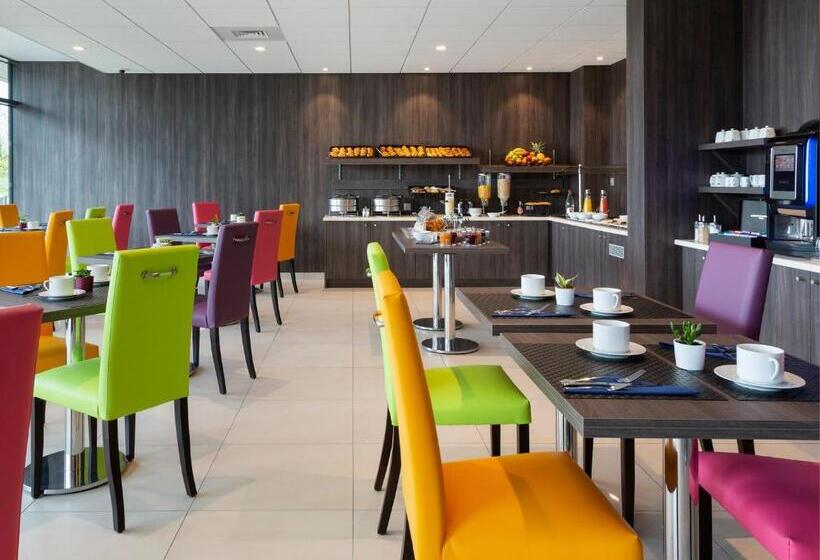 בית מלון כפרי Hôtel Roi Soleil Prestige Plaisir   St Quentin