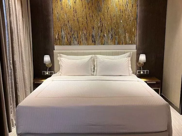 هتل Zest Metropole