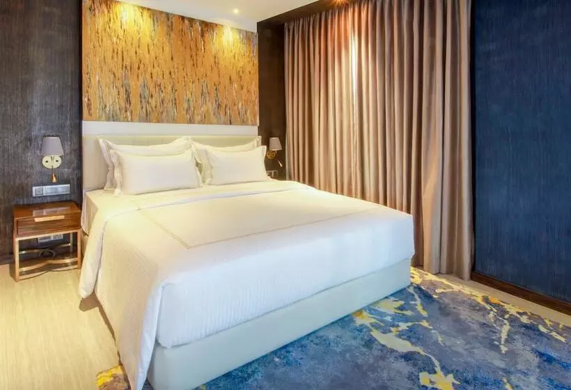 هتل Zest Metropole