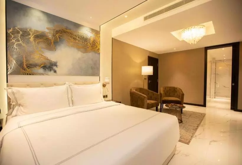 هتل Zest Metropole