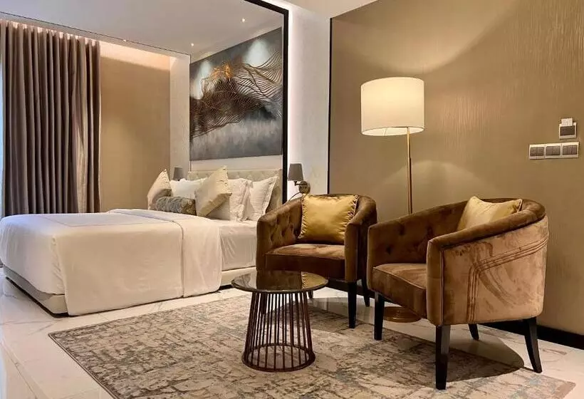 هتل Zest Metropole