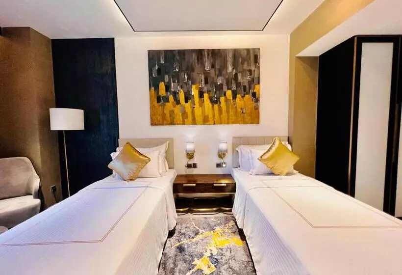 هتل Zest Metropole