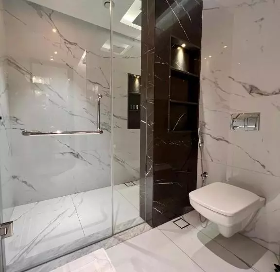 هتل Zest Metropole