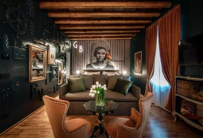 پانسیون Aurum   Como Luxury Suites
