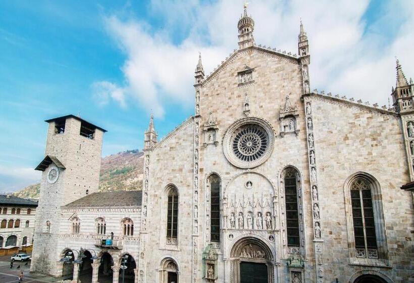 پانسیون Aurum   Como Luxury Suites