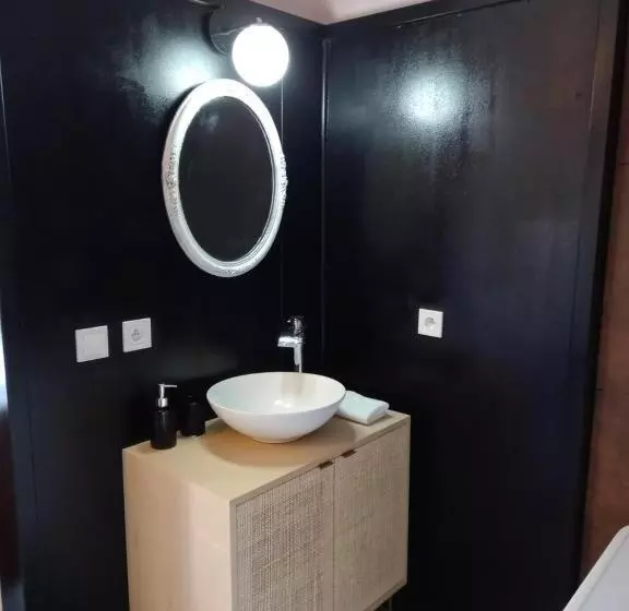 Majatalo Château De Fabiargues