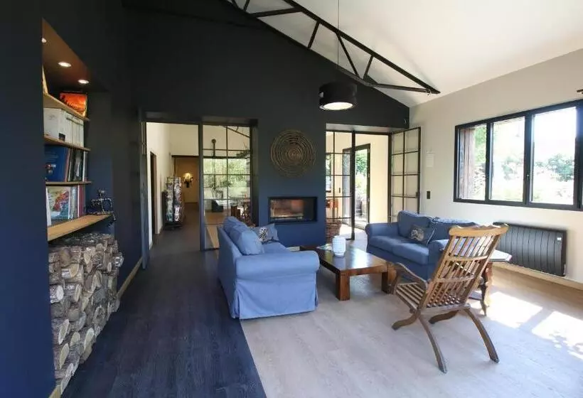 ペンション Clos Des Poulies