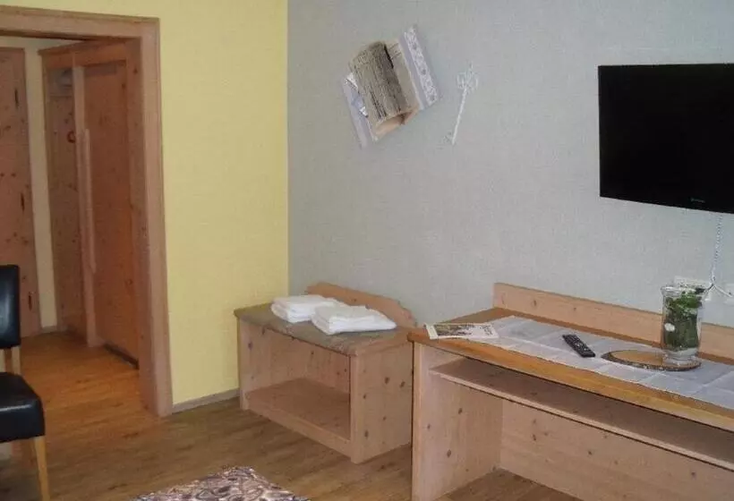 Pension Hüttendorf 49 Gradnord
