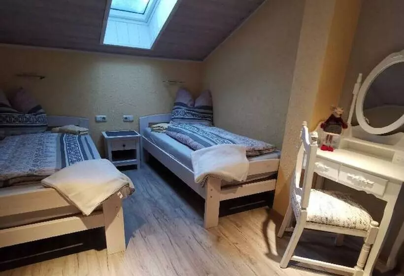 Pension Hüttendorf 49 Gradnord