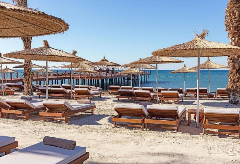 استراحتگاه Cullinan Belek