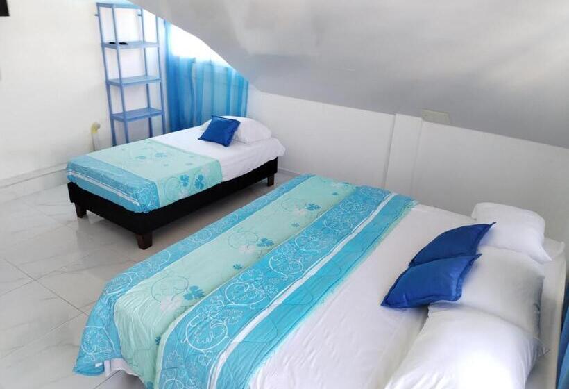 هاستل Posada Shalain